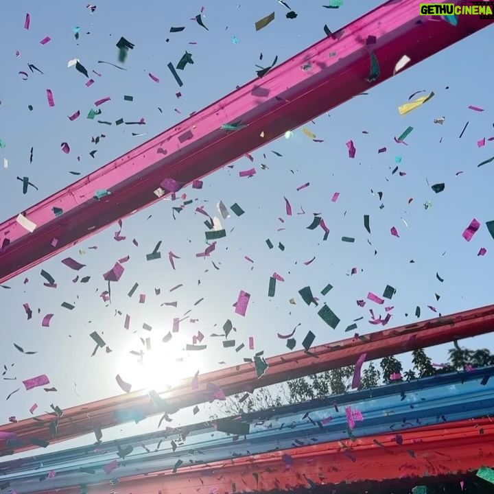 Ruhani Sharma Instagram - Holiii haiiii @saragurpals