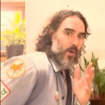 Russell Brand Instagram - MORNING routine with @charlis_skincare 🧖‍♀️ Dull skin BE GONE🪄- they’re vegan friendly and not tested on animals either🐇🌱