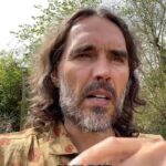Russell Brand Instagram - Tonight’s show is a special one you’ll love if you’re interested in the culture war🗣🤐 Streaming from 5pm BST / 12pm EST⏰