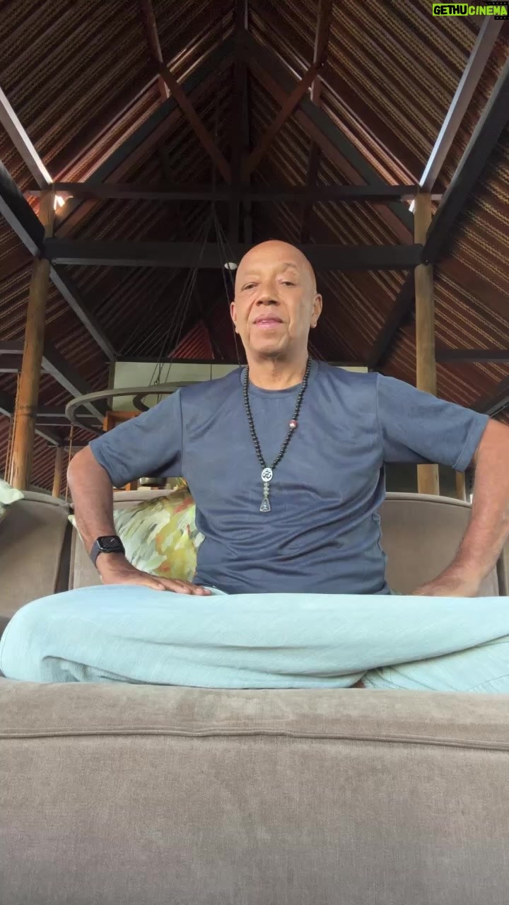 Russell Simmons - 2.5K Likes - RAP BEEF 🕉️