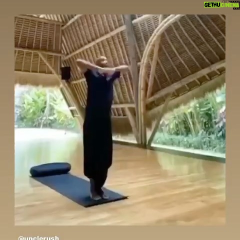Russell Simmons Instagram - "No sickness can live in the body that does asana daily" yogic philosophy ❤️❤️ thanks for music @unclemurda