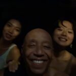 Russell Simmons Instagram – “one should practice yoga consistently ,daily and w/out interruption” THE YOGA SUTRAS  obviously this refers to all 8 limbs of yoga including all spiritual and ethical laws  the physical ( asana) portion of yogic science allows ones channels to open to more easily receive the blessings that come from this obedience  in short devotion and or service to God  or good karmic work along with taking care of ones temple are essential practices for those who want to realize the kingdom❤️ sunset yoga with @lina__yue  @janeyvi