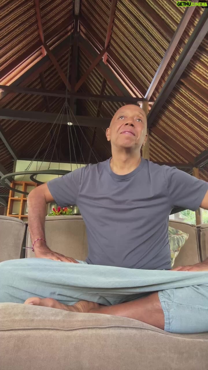Russell Simmons Instagram - #DRAKE VS KENDRICK LAMAR The media is thirsting for pain and suffering because we are ...when we tear each other down the end result is pain and suffering watching these public lynchings or battles of our heros is not the best entertainment i promise you ❤️ lets practice training our minds to see the good and be inspired by the good we will be happier healthier and live longer