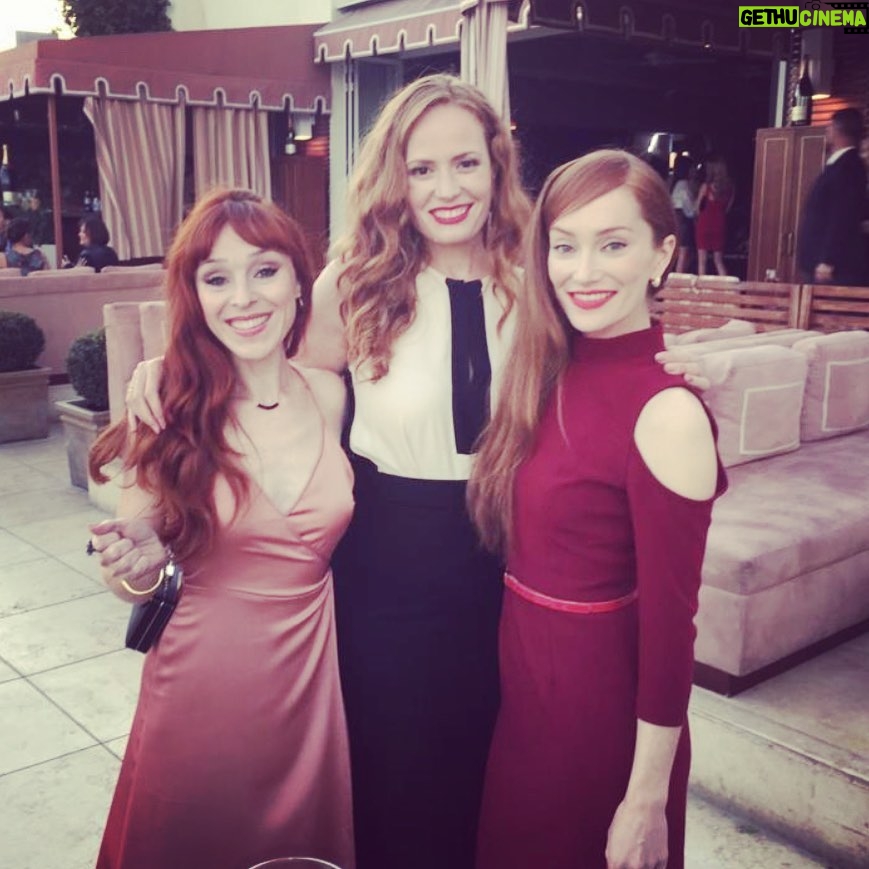 Ruth Connell Instagram - In memoriam of @laurenfitzsidesign a beautiful, artistic, truthful soul who I long, simply admired. I didn’t get the chance to tell her about how much she inspired a story idea I have. Gone far too soon. Thank you @lotteverbeek for the wee, brilliant soirées we had together. The impact of her leaving felt profoundly today, the day of her memorial ❤️