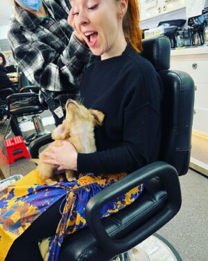 Ruth Connell Instagram - You can’t take her home they said…. 
No leave her - they said….
#FridaMarie 🧡 📸 @michellelpedersen