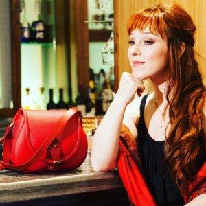 Ruth Connell Instagram - I’ve been really proud to be a small part of @dunmorescotland ❤️There is a fabulous closing down sale on right now if you like anything quality with a touch of scotch! All the best to Diane in her well earned retirement ❤️