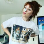 Ruth Connell Instagram - Football (ok “soccer” y’all) has been a huge influence in my life since I was merely a twinkle in my Dad’s left kick. In support here of all the Women’s World Cup’s to come and especially @ablemade who’s sports clothing line gives back in amazing ways ⚽️ PS the t-shirt fabric feels amazing I hope you get to try 🖤 *All things Able Made are made with heart. After losing her husband to sudden cardiac arrest while playing the game he loved, Suzanne created a youth soccer foundation in his honor and followed with Able Made to support it. Since launching in 2012, her vision raises and resets standards by weaving circularity, sustainability, quality, and authenticity into purposeful collections that are more gentle on the planet, generate local jobs, create healthier communities, and give back ⚽️