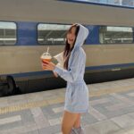 Rutricha Phapakithi Instagram – 갑시다🚞🚃🚃💨