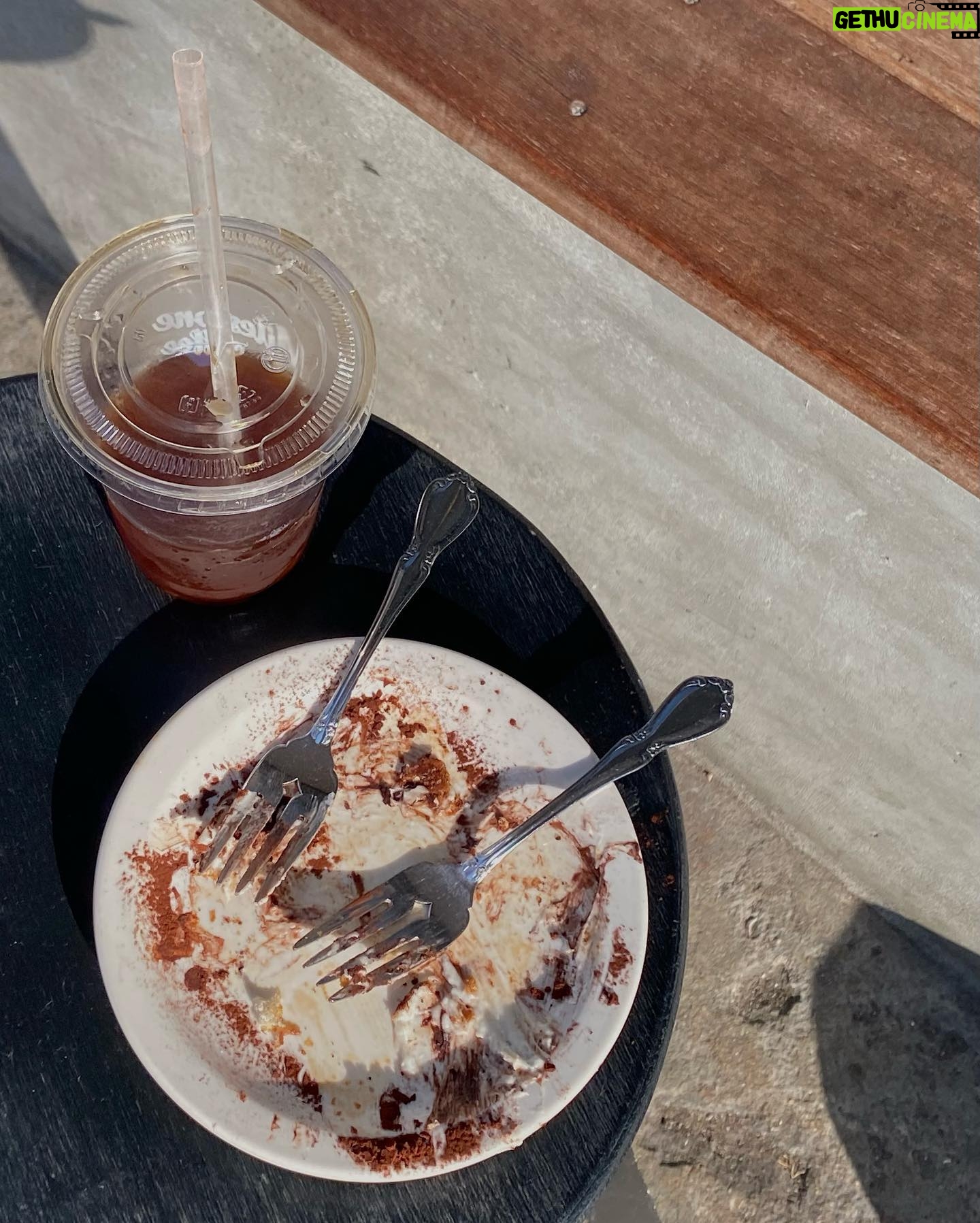 Rutricha Phapakithi Instagram - How I spent my Songkran day😋 🍽️🍰🥘🍝🍓🥩