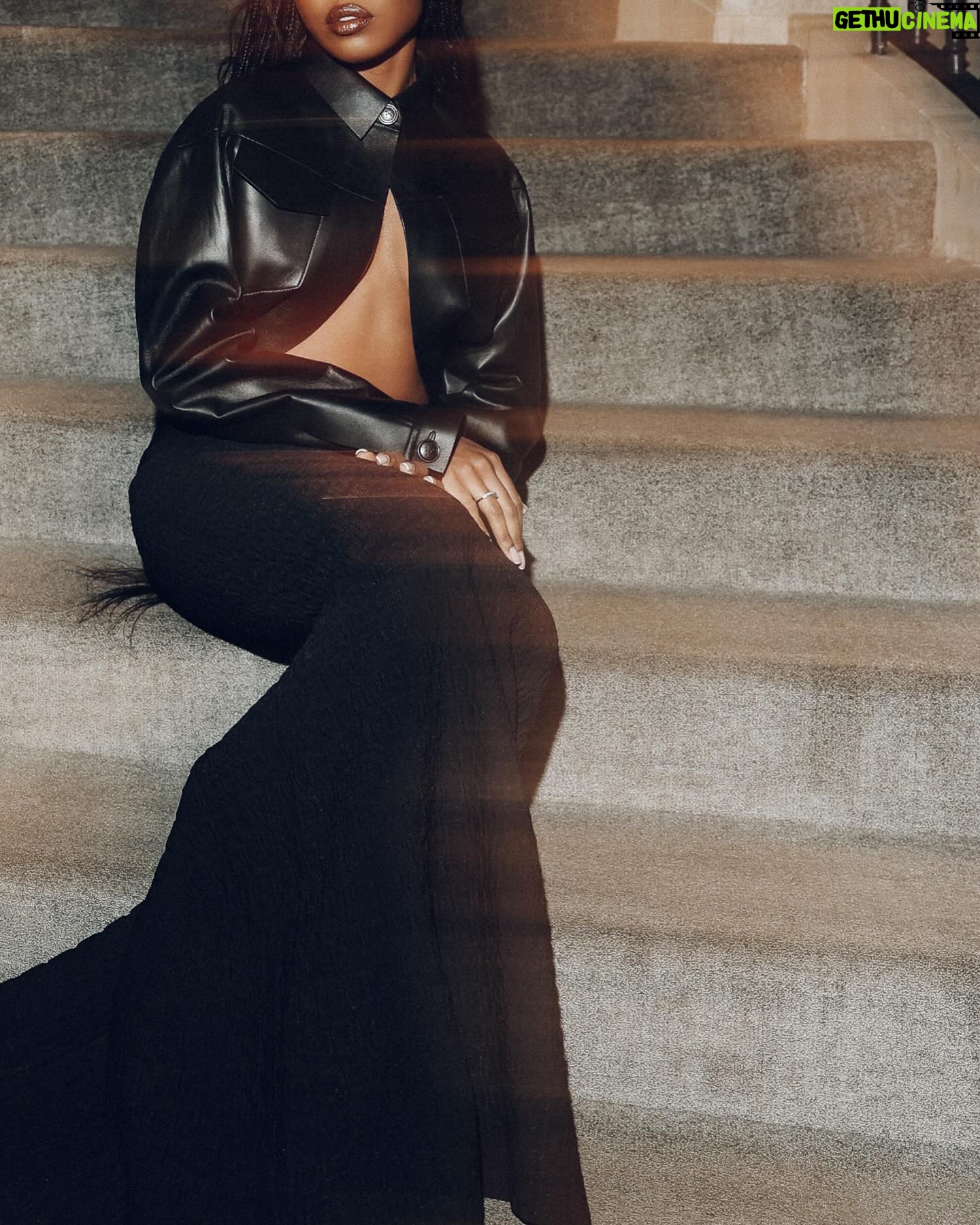 Ryan Destiny Instagram - Last night with @yslbeauty #YSLbeautypartner