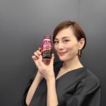 Ryoko Yonekura Instagram – コスタコーヒーとゴディバがコラボレーションした
「COSTA×GODIVAショコララテ」が発売されました！
私も早速飲んでみましたが
チョコレートがきいていてとてもリッチな味わいでした💕
バレンタインシーズンにもピッタリ🎁

COSTA x GODIVA Chocolat Latte, a collaboration between Costa Coffee and Godiva, is now on sale! 
I already enjoyed its chololatey&rich taste💕
Perfect for St. Valentine’s Day season🎁

#ショコララテ #コスタコーヒー #ゴディバ #コスタのある生活 #costacoffee @costacoffeejp @godiva_japan