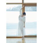 Ryoko Yonekura Instagram - 昨日発売の『週刊文春』12月15日号の 「原色美女図鑑」でお世話になりました！ 私が生まれて初めて 自分でロケハンして撮りたいと思った場所で、 さらに大切な仲間たちと撮影出来たのも 北海道を愛する方々のおかげです！ 関わってくれたみんなにありがとうの一日でした！ ⁡ Thank you to all involved in yesterday's December 15th issue of "Shukan Bunshun" (Weekly Bunshun)! For the first time in my life, I was able to scout and shoot on location together with my closest friends. It's all thanks to the people who love Hokkaido! It was a day to thank everyone involved! ⁡ @shukan.bunshun_mag @t.minamoto @okuhara_seiichi @kozueonuma.eleven.stylist #モエレ沼公園 #ランファンキレーヴ