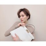 Ryoko Yonekura Instagram - Peekaboo ISeeUで素敵な１日を ⁡ ⁡Have a nice day with Peekaboo ISeeU #FendiPeekaboo #InLoveWithMyPeekaboo #Fendi @fendi @mrkimjones @silviaventurinifendi @delfinadelettrez