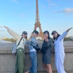 Ryu Hye-young Instagram - . 파리🗼🤎 텐트밖은유럽 남프랑스 사랑해주셔서 감사합니다 🙇🏻‍♀️ #tvn #텐트밖은유럽남프랑스
