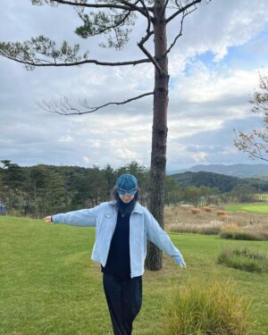 Ryu Hye-young Instagram - 🌲🍁