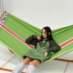 Ryu Hye-young Instagram - 이얍! 🌬️