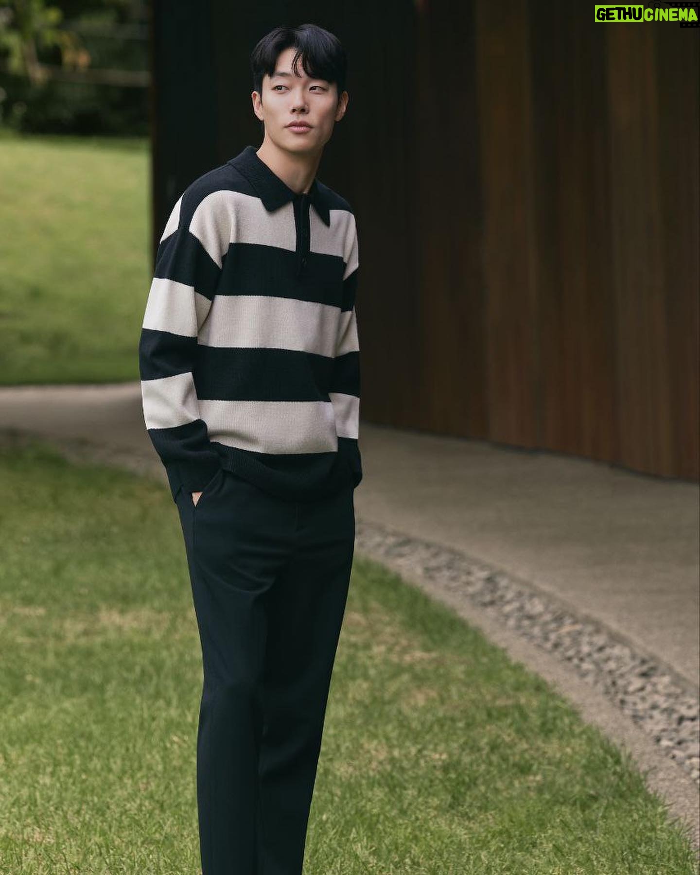 Ryu Jun-yeol Instagram - 아! 이제 가을! @polham_official