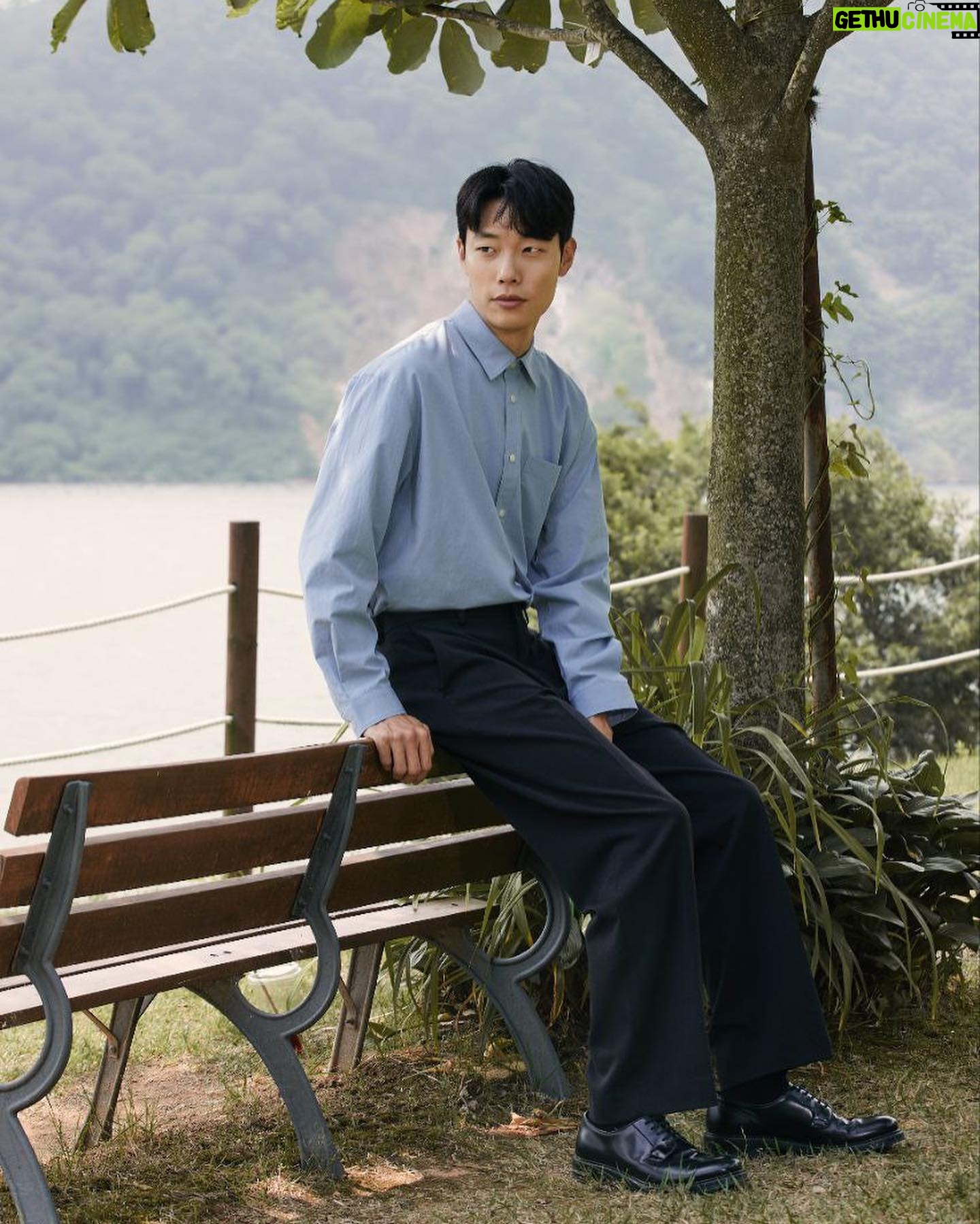 Ryu Jun-yeol Instagram - 아! 이제 가을! @polham_official
