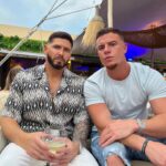 Sébastien Dubois Instagram - Aujourd’hui, AD n’est plus avec mon EX Léa Mary, et du coup jai reussi a lui pardonner et redevenir amis avec lui 🙏🏼 sans rancune @ad_laurnt ❤️