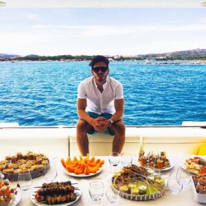 Sébastien Dubois Instagram - I meant to behave, but there were too many other options 🥂🛥 #yacht .
.
.
.
#yacht #lifeofadventure #lovinglife #ocean #usa #funny #landscape #luxury