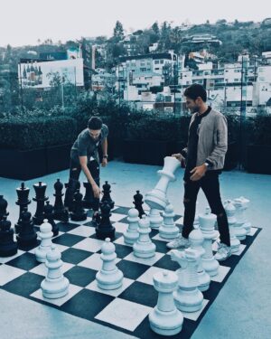 Sébastien Dubois Instagram - Pensez-vous que je suis un grand stratège dans #melaa3 ? 😉@arnaudgrn