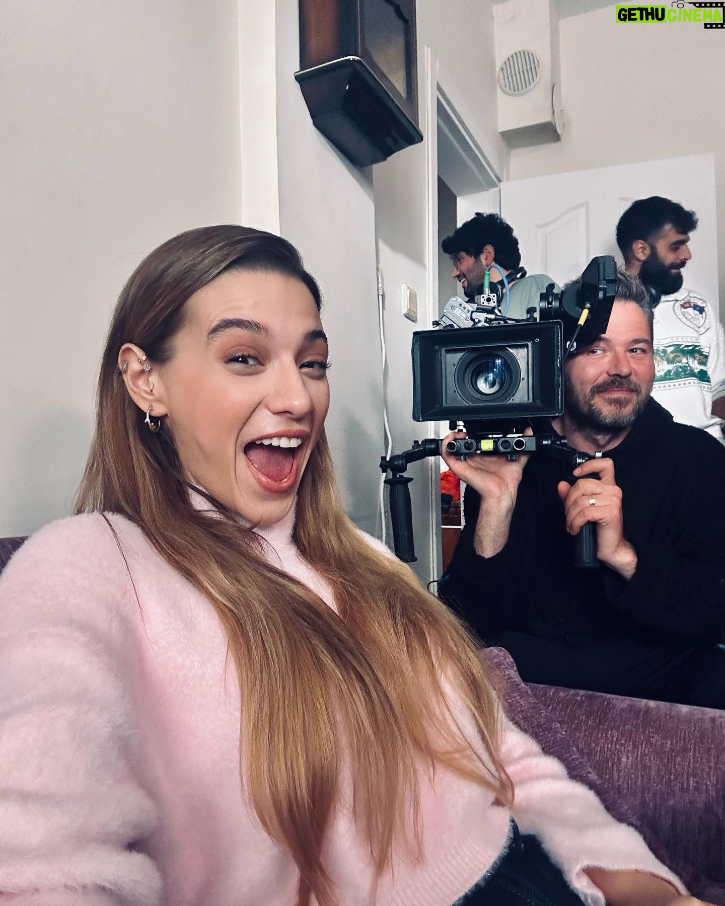 Sümeyye Aydoğan Instagram - Burada mıyız?? @gaddartvresmi 👀❤️ #televizyonlaraçılsın