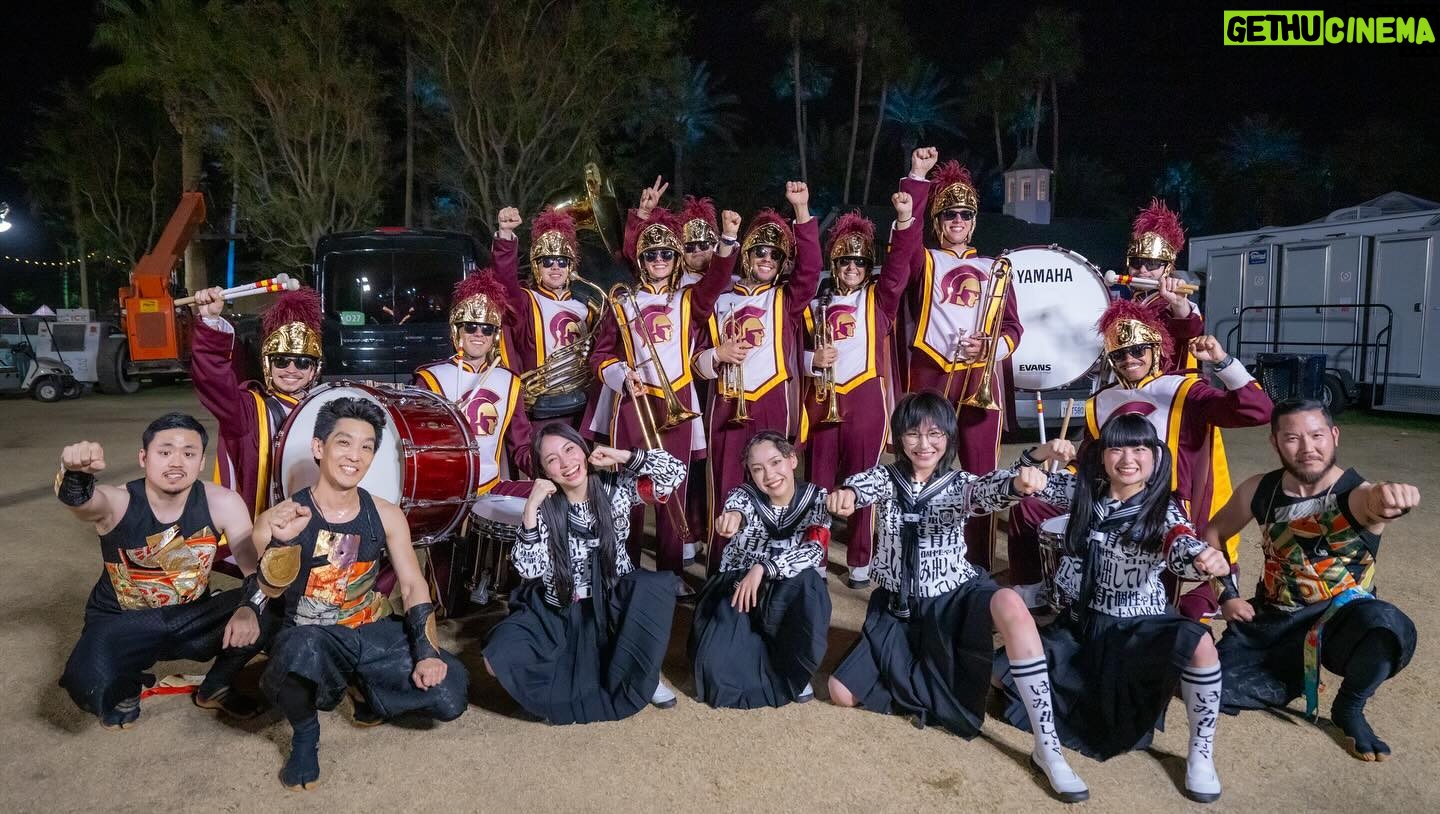 SUZUKA Instagram - TOKYO CALLING‼︎‼︎🔥🔥🔥🔥 USC Trojan Marching Band & TAIKO PROJECT Thank you so much🤝🏻🔥👊🏻 🔥🗼🔥 #Repost @japan_leaders with @use.repost ・・・ Tokyo Calling at Coachella! USC Trojan Marching Band & TAIKO PROJECT & ATARASHII GAKKO! Special Tokyo Calling!!! WE ARE MARCHING!!! 🪽🪽🪽 #coachella #tokyocalling #usctrojanmarchingband #taikoproject #atarashiigakko #新しい学校のリーダーズ