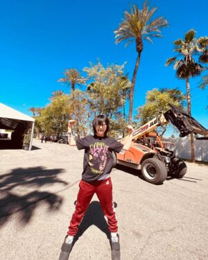 SUZUKA Instagram - 🌞🌴💪🏻👅👊🏻🍑💦