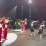 SUZUKA Instagram - TOKYO CALLING‼︎‼︎🔥🔥🔥🔥 USC Trojan Marching Band & TAIKO PROJECT Thank you so much🤝🏻🔥👊🏻 🔥🗼🔥 #Repost @japan_leaders with @use.repost ・・・ Tokyo Calling at Coachella! USC Trojan Marching Band & TAIKO PROJECT & ATARASHII GAKKO! Special Tokyo Calling!!! WE ARE MARCHING!!! 🪽🪽🪽 #coachella #tokyocalling #usctrojanmarchingband #taikoproject #atarashiigakko #新しい学校のリーダーズ