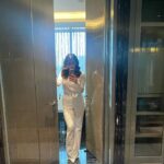 Saba Qamar Zaman Instagram - I 🤍 white. 🕊️ 💇‍♀️ @ethereal_salon