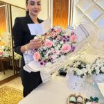 Saba Qamar Zaman Instagram - All your wishes have a special place in my heart, each of you has left a mark in my memory. Thank you for all your wishes. You all made me feel incredibly special! ♥️💋🥂 05/04/2024 ♥️