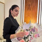 Saba Qamar Zaman Instagram - All your wishes have a special place in my heart, each of you has left a mark in my memory. Thank you for all your wishes. You all made me feel incredibly special! ♥️💋🥂 05/04/2024 ♥️