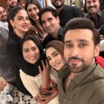 Saba Qamar Zaman Instagram - All your wishes have a special place in my heart, each of you has left a mark in my memory. Thank you for all your wishes. You all made me feel incredibly special! ♥️💋🥂 05/04/2024 ♥️