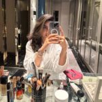 Saba Qamar Zaman Instagram - I 🤍 white. 🕊️ 💇‍♀️ @ethereal_salon