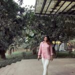 Sabnam Faria Instagram - When you convince your girls to “go to a park & instead of buying ১০ টাকার বাদাম you buy some overpriced book & drink fancy coffee” just to go with the trend ! #dhakalife #dhakadiaries