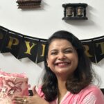 Sabnam Faria Instagram - শুধু মাত্র বয়স বাড়ার জন্য যে জন্মদিন গুলো একটু পাল্টে যাচ্ছে তা না, এবার প্রথম কোন জন্মদিন আসলো রমজান মাসে! তাই সব চেয়ে কাছের বন্ধুদের সাথে সেহরি করেলেও ইফতার আমার কাজিন আর ভাগ্নে ভাগ্নিদের সাথেই করতে হবে, এদের ছাড়া কোন উদযাপনই আমার কাছে পূর্ণ হয় না ! তবে সবচেয়ে স্পেশাল পার্ট, আমার নিজের বাসায় , আমরা নিজেরা মিলে ইফতার বানিয়ে খাওয়ার চেয়ে মজার কিছু ছিলো না, মনে হচ্ছিলো পিকনিক করছি! যদিও আম্মু আর আমার বড় দুইবোন খুবই চিন্তিত ছিল যে কিভাবে সব ম্যানেজ করবো! ছোট আপু সব রেডি করে আগের দিনই পাঠিয়ে দিয়েছে & rest was perfectly managed because I had my other two sisters there with me ! Life is wonderful when you have an amazing bunch of cousins & world’s best nieces & nephews! Alhamdulillah …
