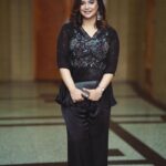Sabnam Faria Instagram - Blender’s choice The Daily Star OTT award 2022 Dress @mumumariaofficial Makeover @ellan_boutique_salon