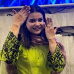 Sabnam Faria Instagram - একটুখানি চাঁদরাতের ঝলক 🌙