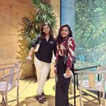 Sabnam Faria Instagram - A random dine out before I cut my hair short 😑 … PC: Abeed
