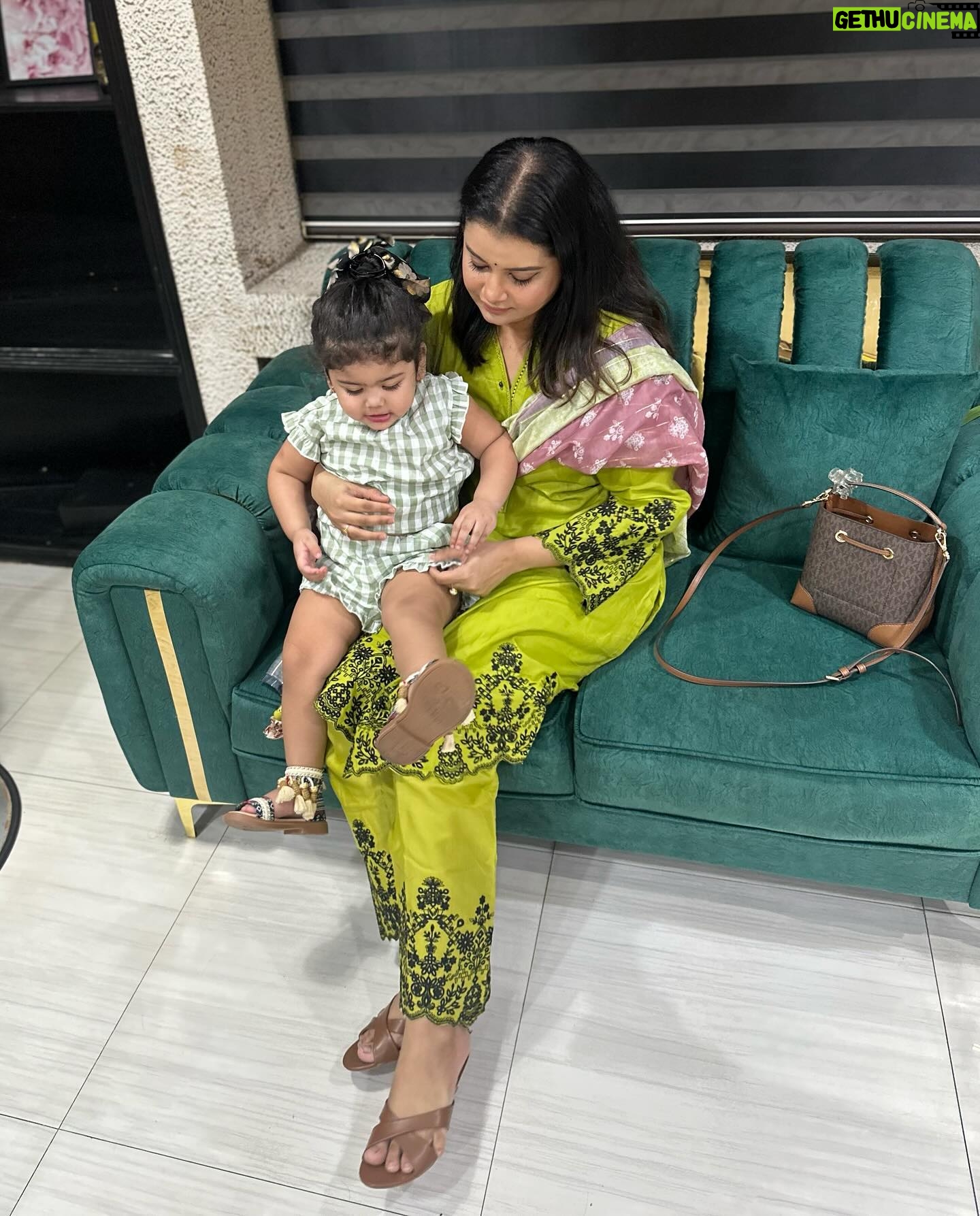 Sabnam Faria Instagram - একটুখানি চাঁদরাতের ঝলক 🌙
