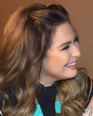Sabrien Instagram - مع العرافة 🙈🙈ريا وسكينه 👍👍الجزءالاول 
@basma_wahba 
Makeup artist : @alaaeltonsy 
Hairstylist : @madohairdresser 
Photographer : @moe.soufyan_photography
#صابرين #بسمة_وهبة #العرافة