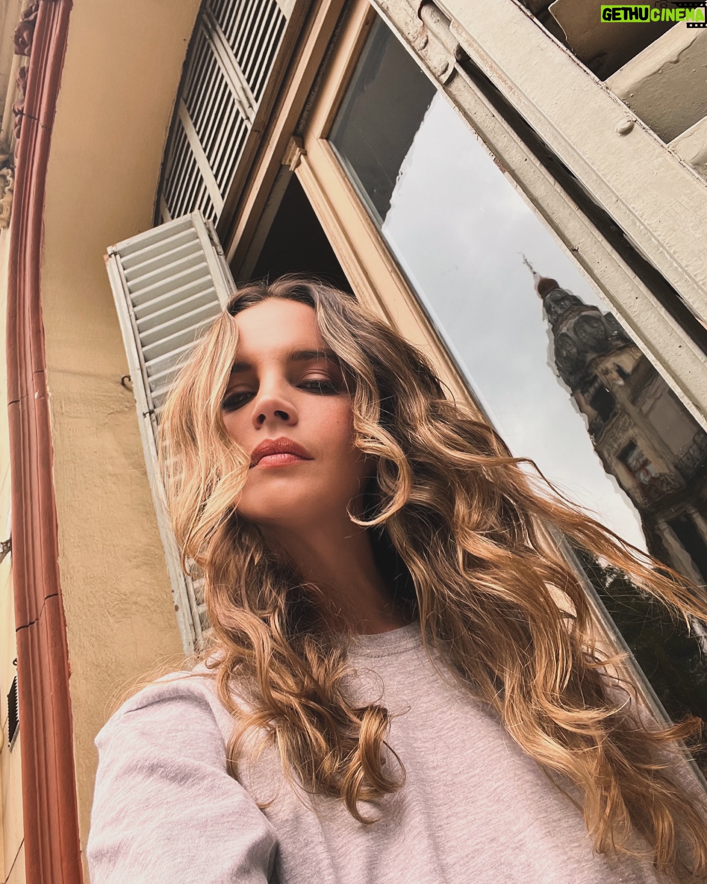Sabrina Garciarena Instagram - Magica Ciudad de Buenos Aires 🎭
