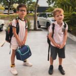 Sabrina Garciarena Instagram - Los amo ❤️ Feliz comienzo de clases ! Leon ya en 5 grado y Beltrán en 2 grado 🎒 Mis niños están tan grandes, me hacen feliz😁, me hacen enojar 😬 y siempre estar con ellos es mi mejor plan . 💘 @moovingarg 📍