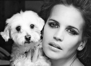 Sabrina Garciarena Instagram - TITI 🤍

Te extraño todos los días 🤍

5/9/2007 - 8/11/2023 ♾️

#felizdiadelanimal