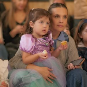 Sabrina Garciarena Instagram - Fiesta de Cumple de mi princesa MÍA🧜‍♀️💜💎
Te amo ! Te mereces todo y más 💜

PH @bklight_art