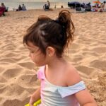 Sabrina Garciarena Instagram - ENERO 2024 🧡☀️✨🌙🐚🤍🇺🇾🌊🌾💙