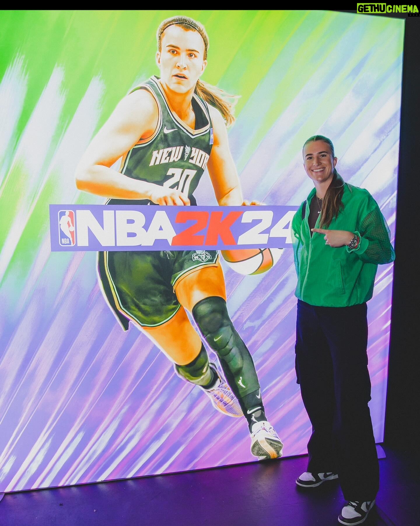 Sabrina Ionescu Instagram - 2023 was unbelievable, couldn’t have dreamt it any better. 2024 will be my best year yet🤍