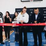 Sabrina Ionescu Instagram - Opening the doors to a refreshed space for the next generation of hoopers 🙌 A big thank you to @sabrina_i, @si20foundation, @slam & #2KF for continuing to grow youth basketball 🏀