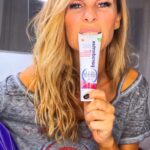 Sabrina Rojas Instagram - Parodontax Complete Protection ya forma parte de mi rutina bucal porque me ayuda a prevenir problemas de encías y a la vez fortalece el esmalte dental. Ya la probaron? Los leo! ❤️ #Parodontax #TusEnciasLoRecomiendan