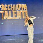 Sabrina Salerno Instagram - Una nuova avventura sta per cominciare . Riuscirò a scegliere il talento connesso con me? Seguiteci, questa sera su Rai 1 alle h. 21.35 . Il vostro voto social , potrà sostenermi e ribaltare la classifica dei giudici mettendo un like ❤️ sulla mia card di questo profilo @acchiappatalenti Vi aspetto!!! @rai1official @milly_carlucci In bocca al lupo a tutti gli acchiappa talenti. @realmaramaionchi @teomammucari @wanda_nara @francescopaolantoni e alla nostra super giuria @simonaventura @flavioinsinna_ @frafacchinetti